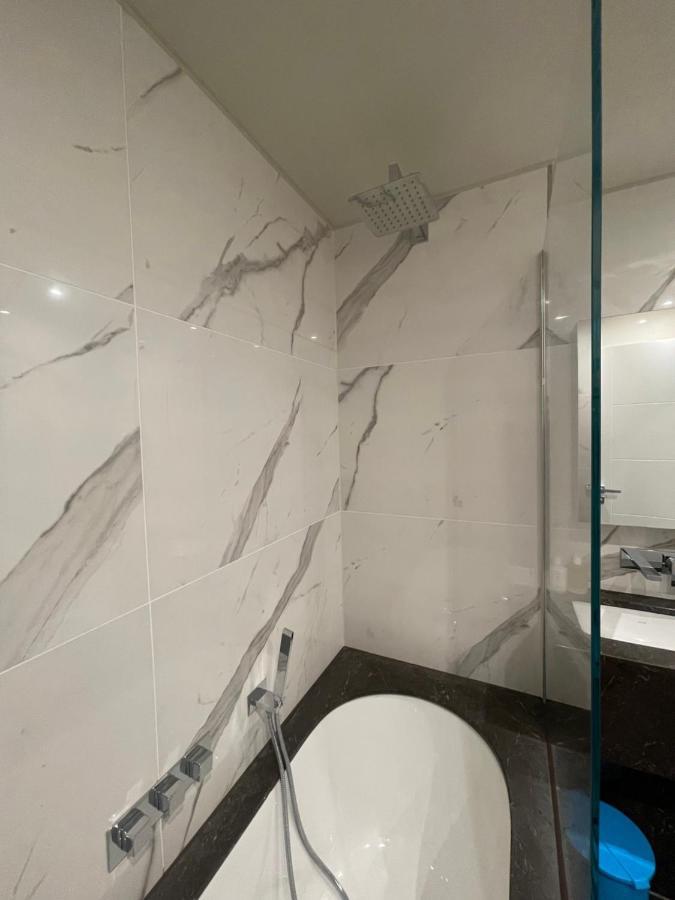 Апартаменты Sophisticated 1Br, 1 Ba Chigwell Designer Flat Chcl F2 Экстерьер фото